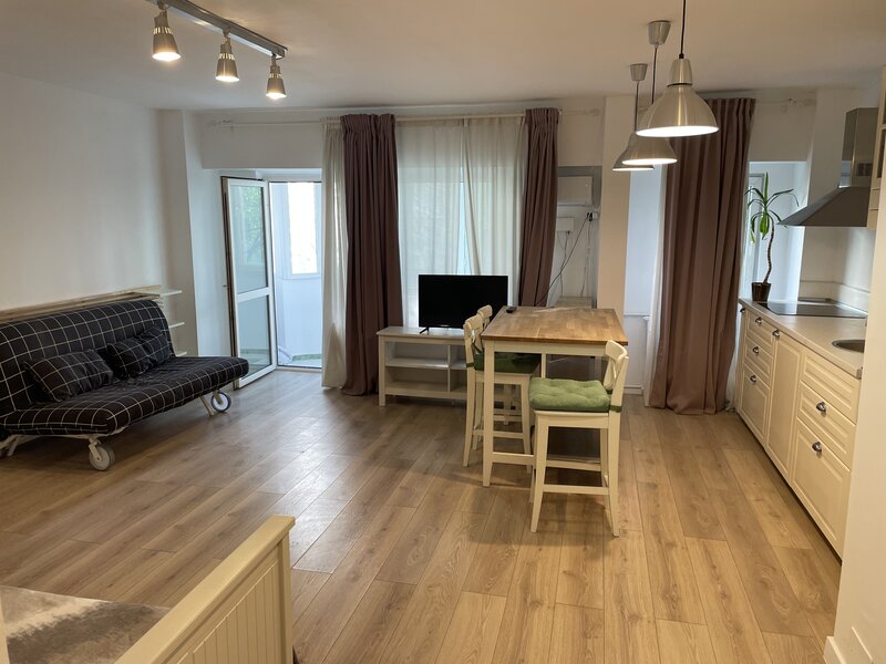 mall vitan strada vlaicu voda,