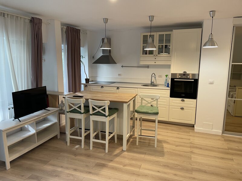 mall vitan strada vlaicu voda,