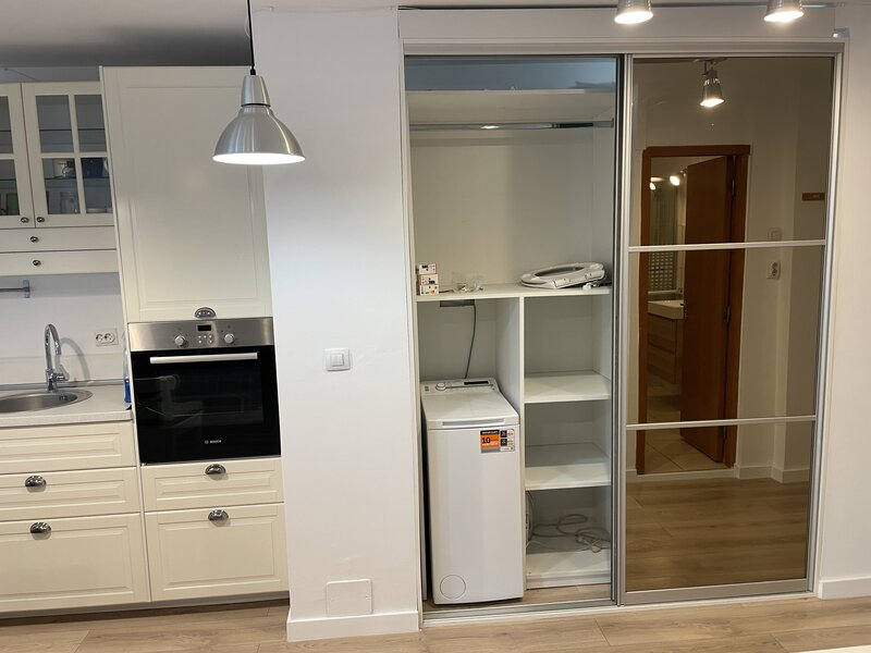 mall vitan strada vlaicu voda,